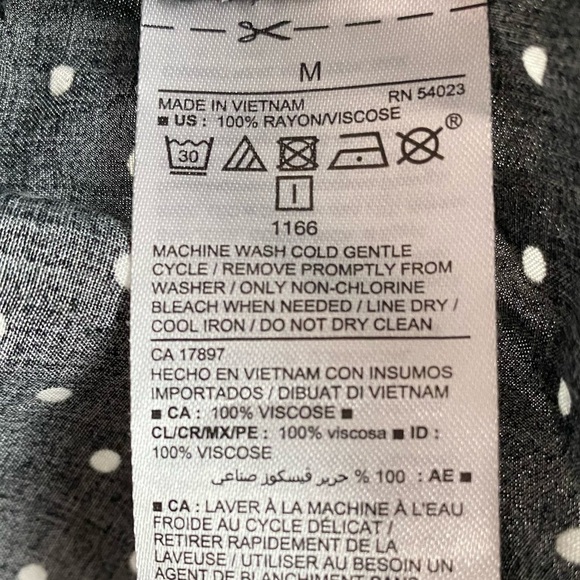 Old Navy Polka Dot 4-Button Front Long Sleeve Blouse Women's Medium Black White - Picture 10 of 10